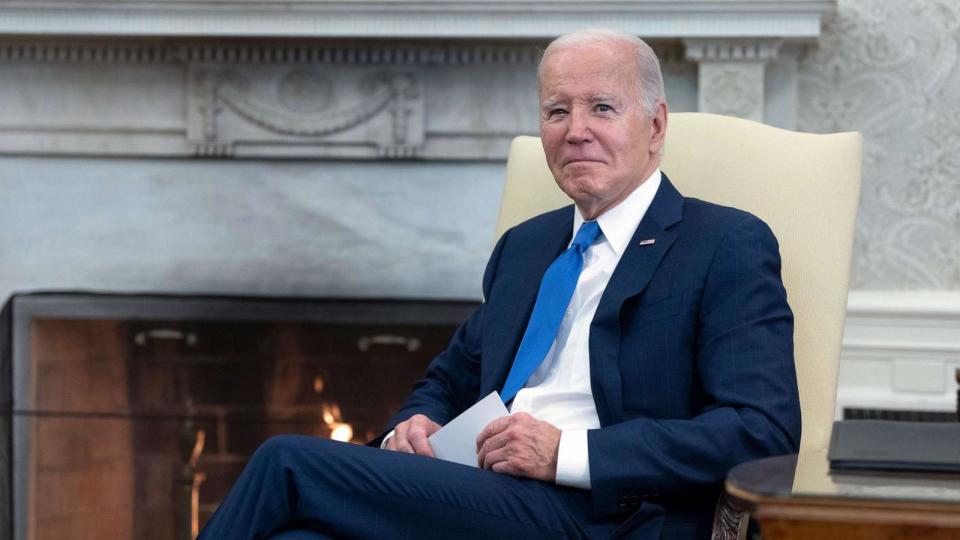 PHOTO: President Joe Biden holds a meeting in the Oval Office of the White House in Washington, D.C., on Nov. 2, 2023. (Chris Kleponis, Pool/CNP via Picture Alliance via Newscom)