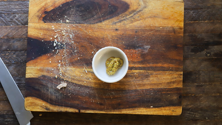 Bowl of grainy mustard