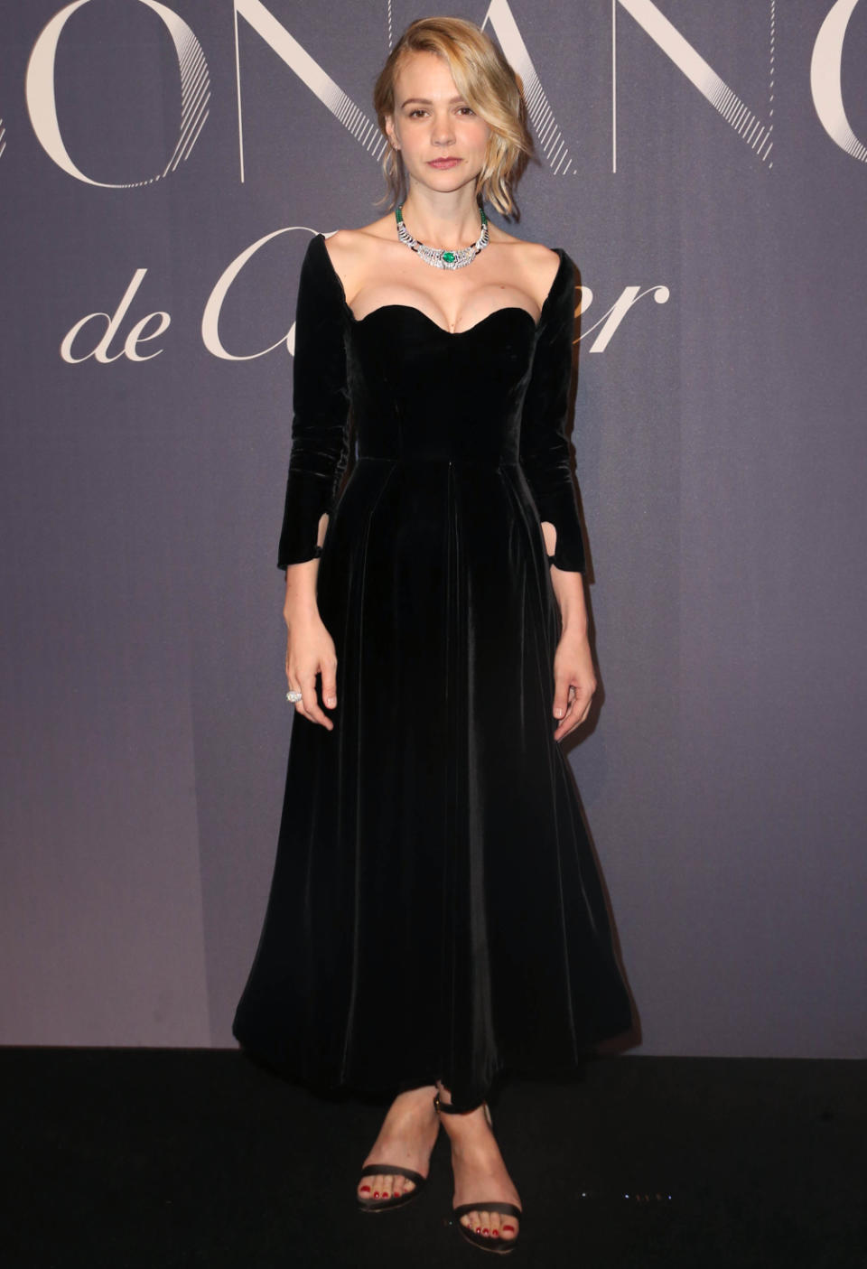 <p>Wäre Carey Mulligan auf dem Cartier-Event in New York nicht voll und ganz damit beschäftigt gewesen, aus der Wäsche zu gucken wie drei Tage Regenwetter, hätte sie vielleicht selbst bemerkt, dass ihr traumhaft skulpturiertes Samtkleid von Dior Couture einer der schönsten Looks des Jahres 2017 war. (10. Oktober 2017, Bild: Rex Features) </p>
