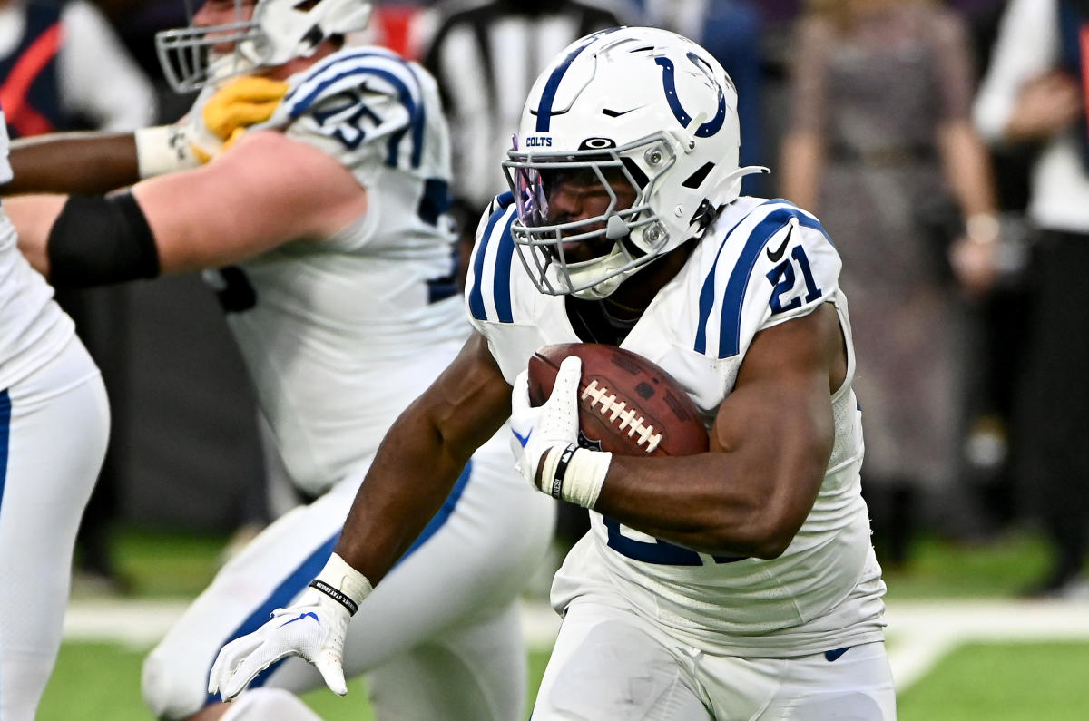 Fantasy football streamers: Best RBs to pick up in Week 16 - DraftKings  Network