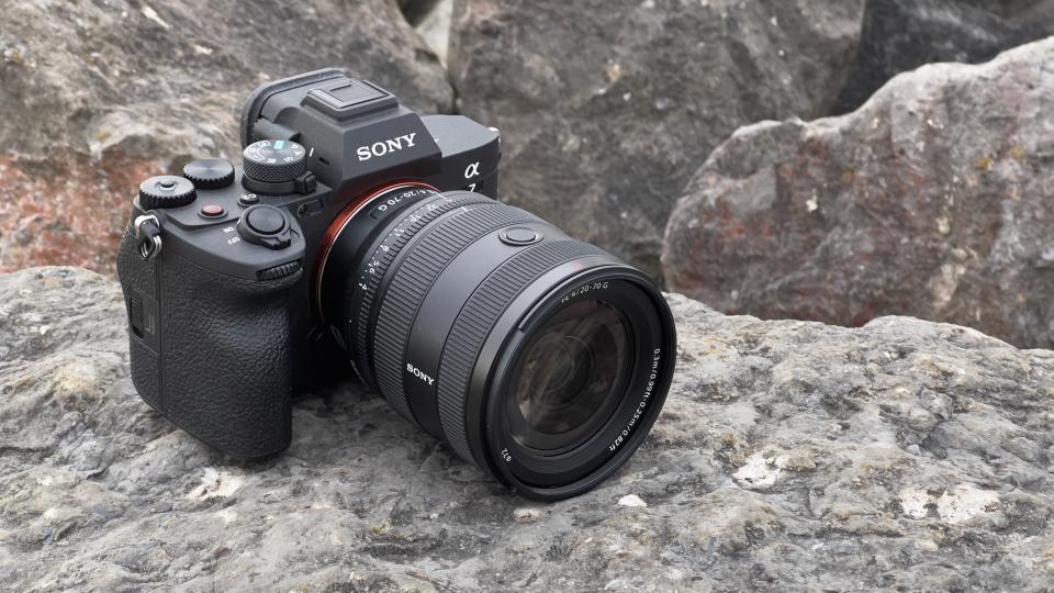 Sony FE 20-70mm F4 G