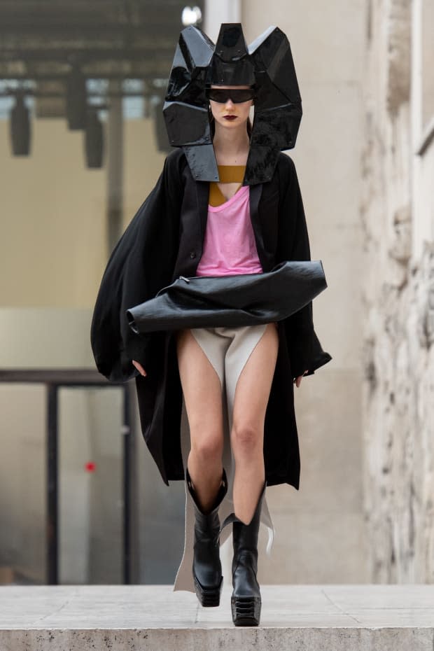 <p>A look from the Rick Owens Spring 2020 collection. Photo: Imaxtree </p>