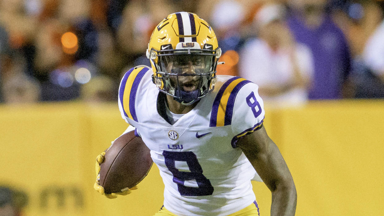 LSU wide receiver Malik Nabers (8) is facing a misdemeanor charge of illegal carrying of a weapon, police said. (AP Photo/Matthew Hinton)