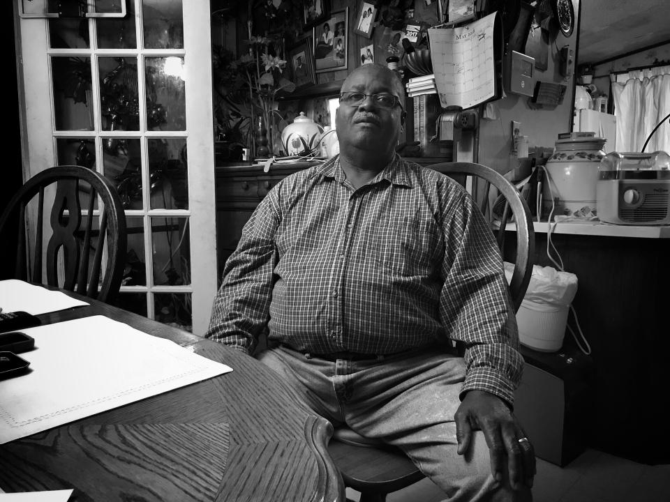 Charlie Dillard in his home in Winstonville, Miss. (Photo: Holly Bailey/Yahoo News)