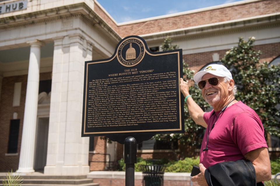 Jimmy Buffett, a University of Southern Mississippi (USM) alumnus and internationally famed musician and songwriter whose songs often extolled carefree life in a tropical paradise, died Sept. 1. He was 76.