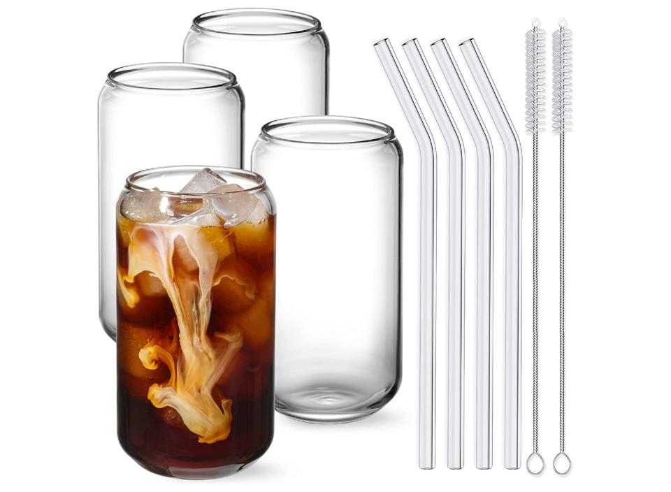 This beautiful drinking glass set is the perfect way to serve your iced coffee creations. (Source: Amazon)