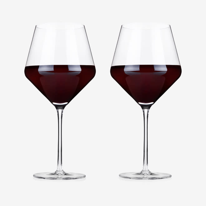 <p><a href="https://go.redirectingat.com?id=74968X1596630&url=https%3A%2F%2Fwww.bespokepost.com%2Fstore%2Fviski-angled-crystal-wine-glasses-set-of-two&sref=https%3A%2F%2Fwww.esquire.com%2Flifestyle%2Fg2121%2Fmothers-day-gift-guide%2F" rel="nofollow noopener" target="_blank" data-ylk="slk:Shop Now;elm:context_link;itc:0;sec:content-canvas" class="link ">Shop Now</a></p><p>Angled Crystal Wine Glasses</p><p>bespokepost.com</p><p>$28.00</p>