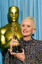 <p>“Driving Miss Daisy” le dio una estatuilla a Jessica Tandy y de esa manera se convirtió en la persona de mayor edad en obtener un Oscar. Fue en 1990 cuando la actriz estaba a punto de cumplir 81 años.</p>