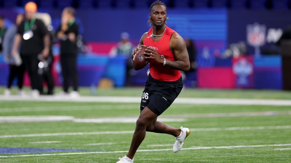 Tennessee QB Joe Milton launches 70yard pass at Combine Yahoo Sports