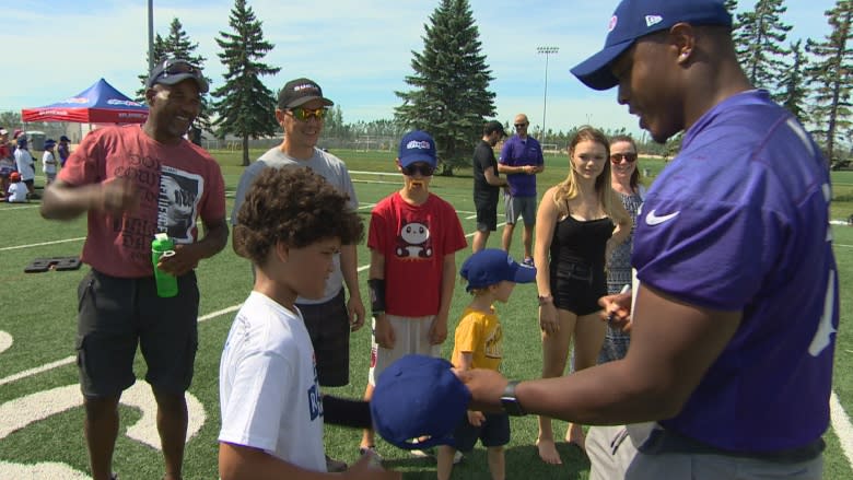 Gridiron dreams: Manitoba kids become NFL pros for a day