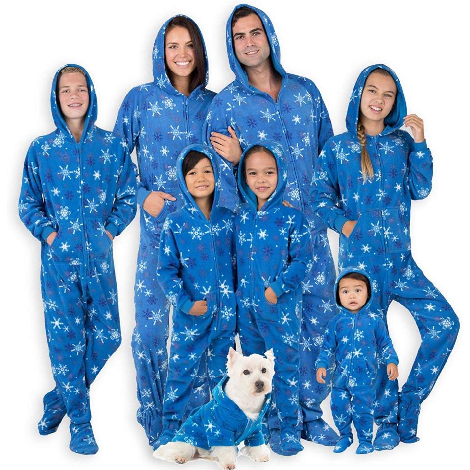 Best Onesies: Footed Pajamas Family Matching Snow Blizzard Day Hoodie Onesies