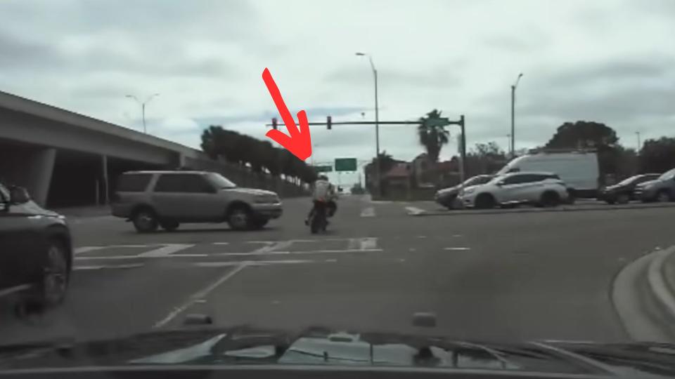 Motorcyclist Fleeing Florida Trooper Makes A Stupid Mistake