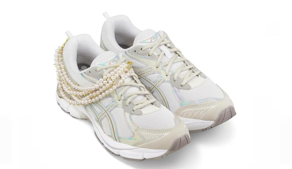 Tasaki Asics GT-2160 Pearls 