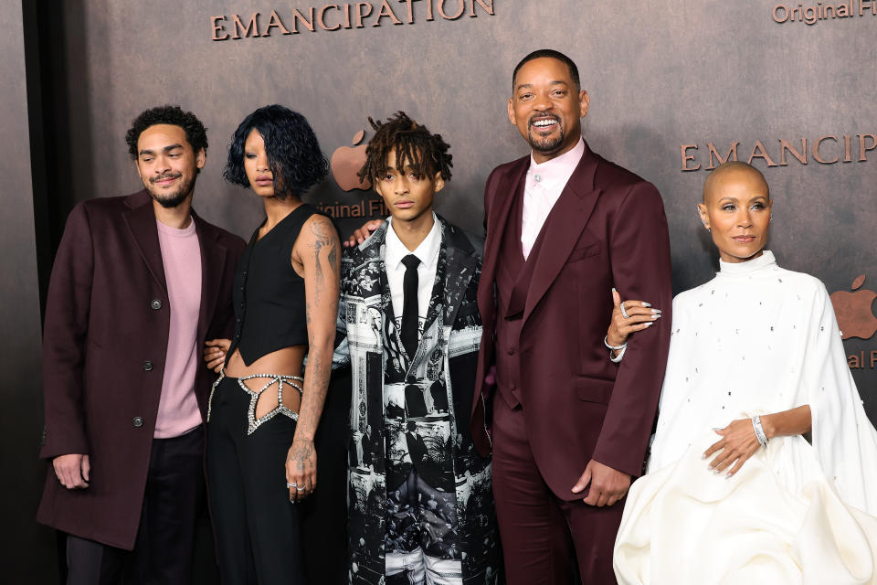 Trey Smith, Willow Smith, Jaden Smith, Will Smith, and Jada Pinkett Smith 