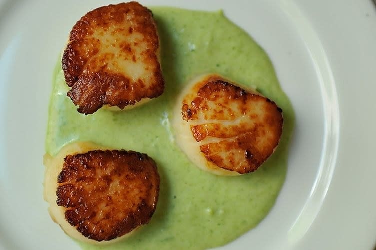 Seared scallops