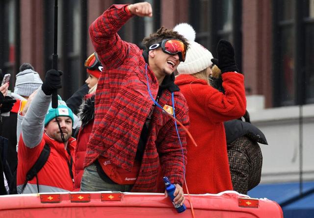 Chiefs' Super Bowl parade in Kansas City: Travis Kelce brings down the  house - The Washington Post