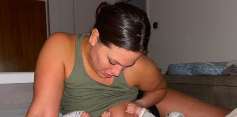 Ashley Graham just shared a gosh darn impressive double-breastfeeding pic