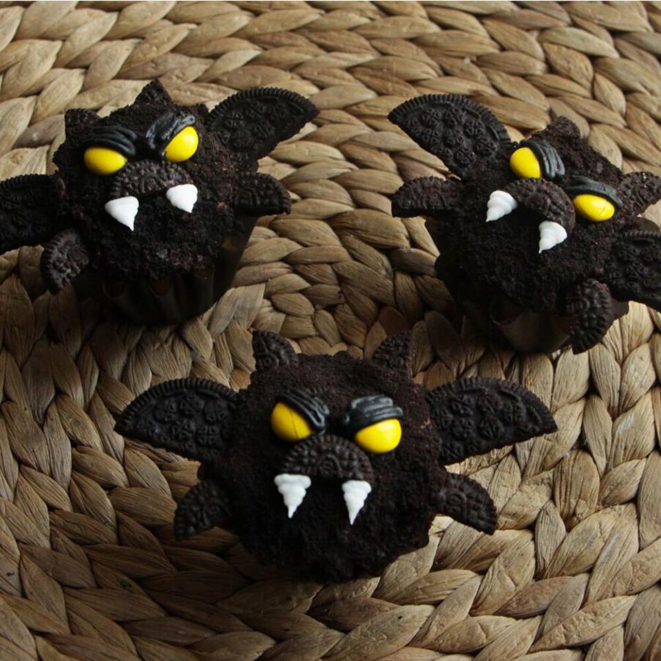 Bat Cupcakes