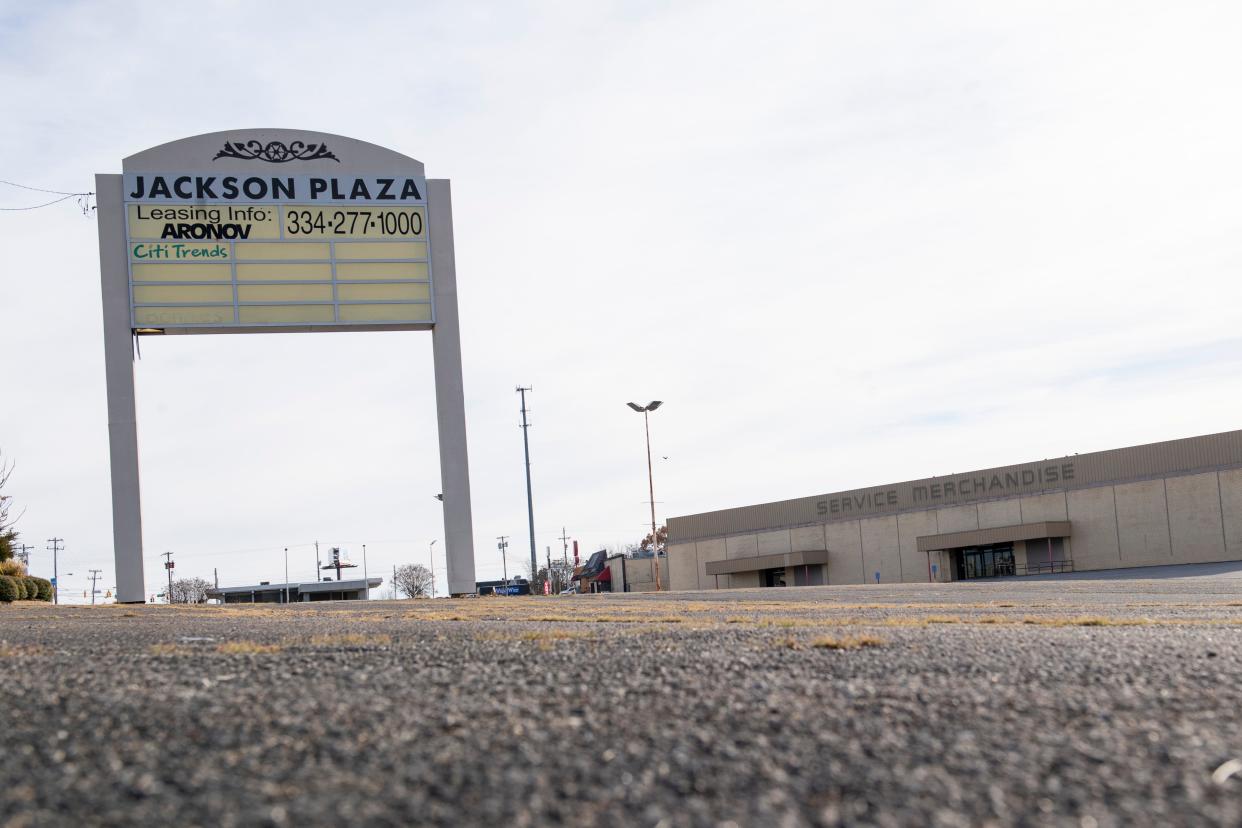Jackson Plaza is seen on Thursday, December 1, 2022. Mayor Scott Conger announced on Wednesday that the city would acquire the Jackson Plaza shopping center for the possible construction of a convention center and arena. 