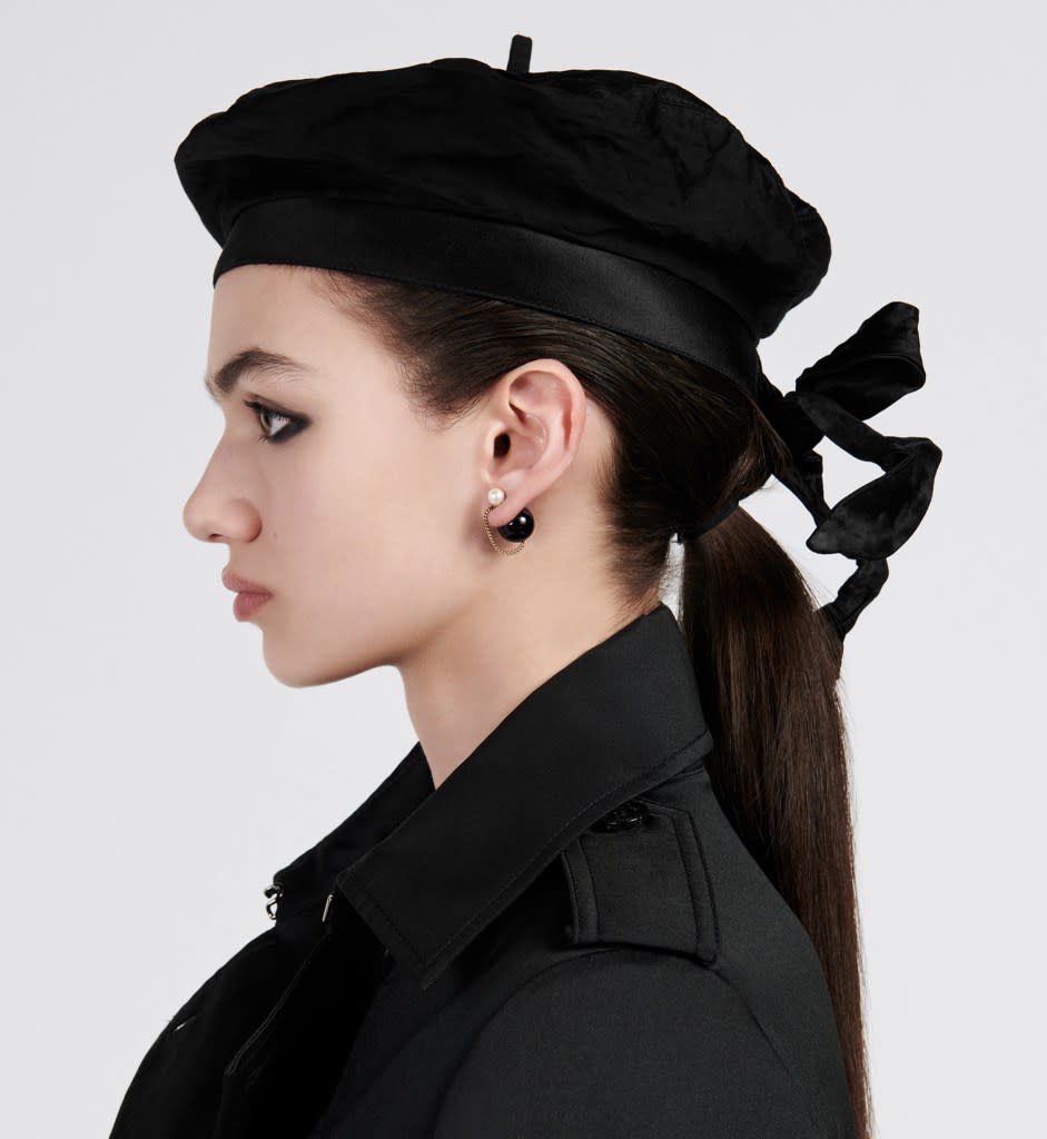 Kelce gave Swift a $1,050 black lambskin Dior beret like the one pictured here. Dior
