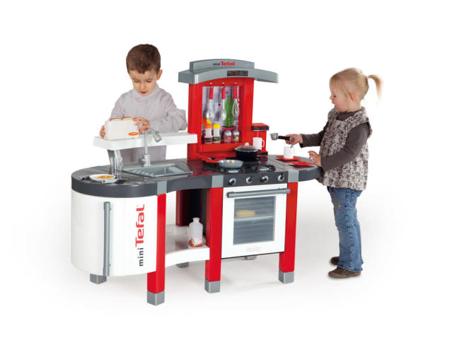 ② Mini cuisine jouet Tefal avec plus de 100 accessoires — Jouets