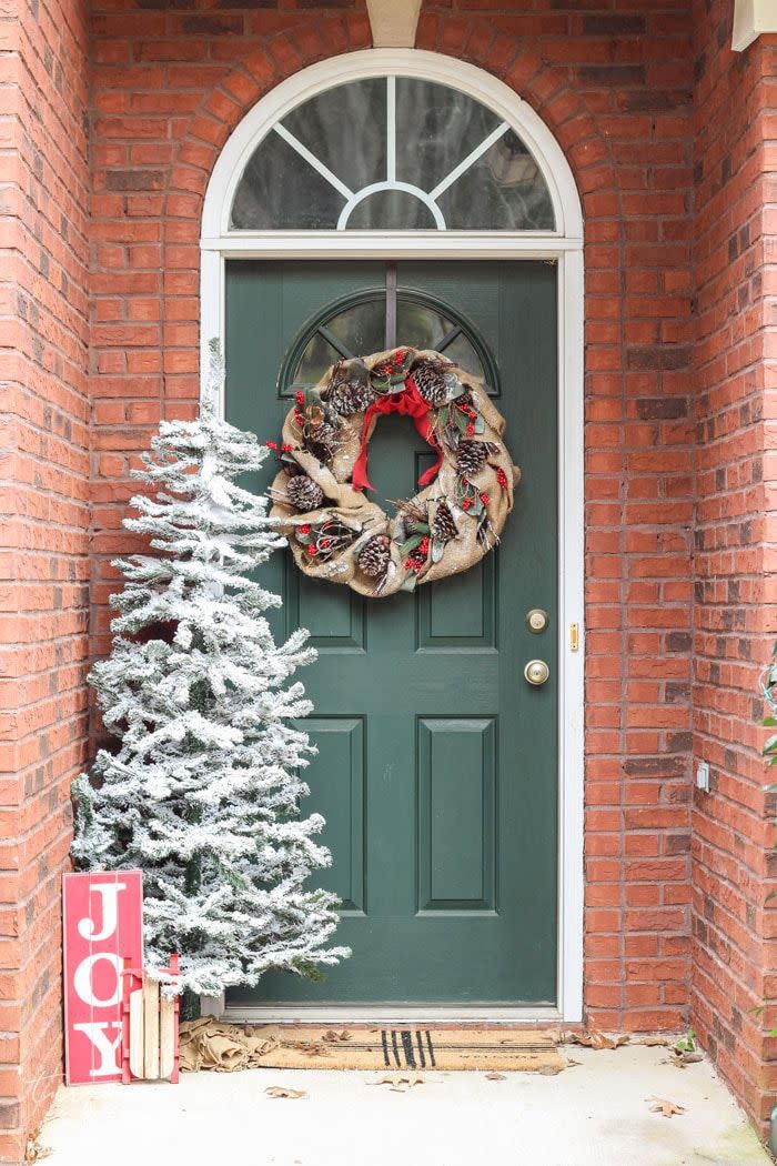 Snowy Scene Entryway