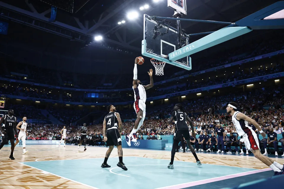 LeBron James。（Photo by SAMEER AL-DOUMY/AFP via Getty Images）