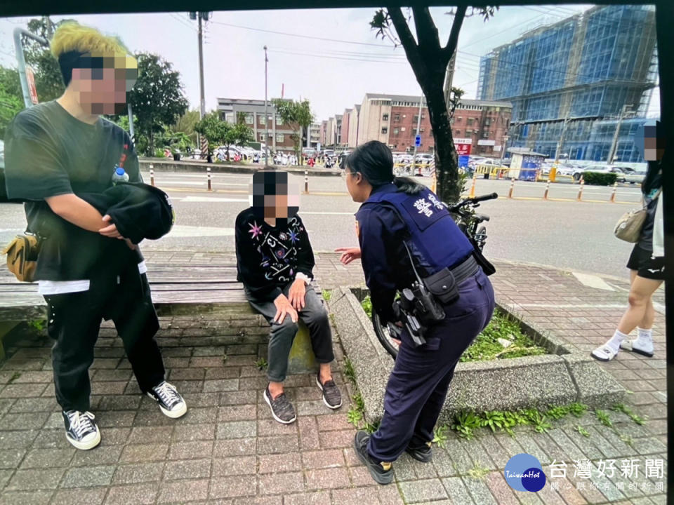 楊梅警協助八旬婦人平安返家