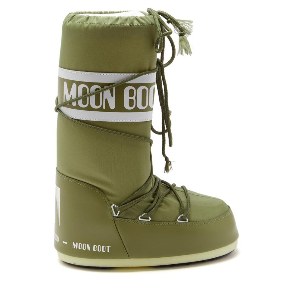 Moon boots trend