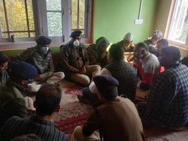 J-K DGP with martyr Inspector Mohd Ashraf's family in Anantnag (Photo/ANI)