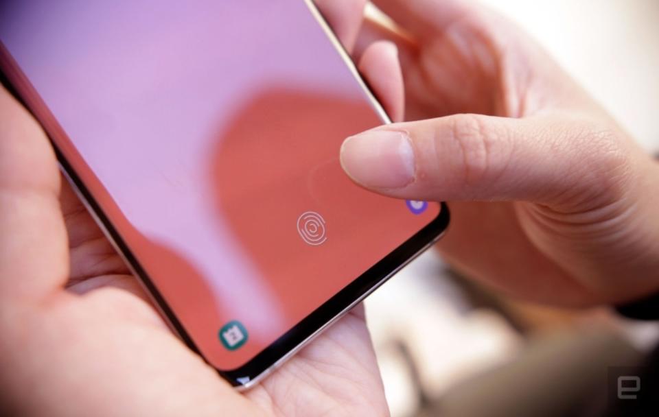 Samsung Galaxy S10+ fingerprint scanner