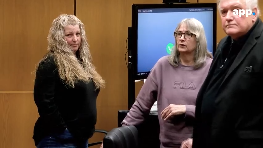 Brick animal hoarders Aimee Lonczak (left) and Michele Nycz (right) appear in state Superior Court in Toms River in 2023.