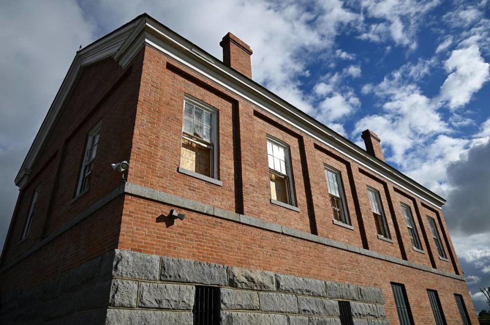 The Millerton Lake Courthouse, a replica of Fresno County’s original courthouse, seen at Millerton Lake Tuesday, Jan. 23, 2024 near Friant, CA. The front door is locked and windows are broken and boarded.