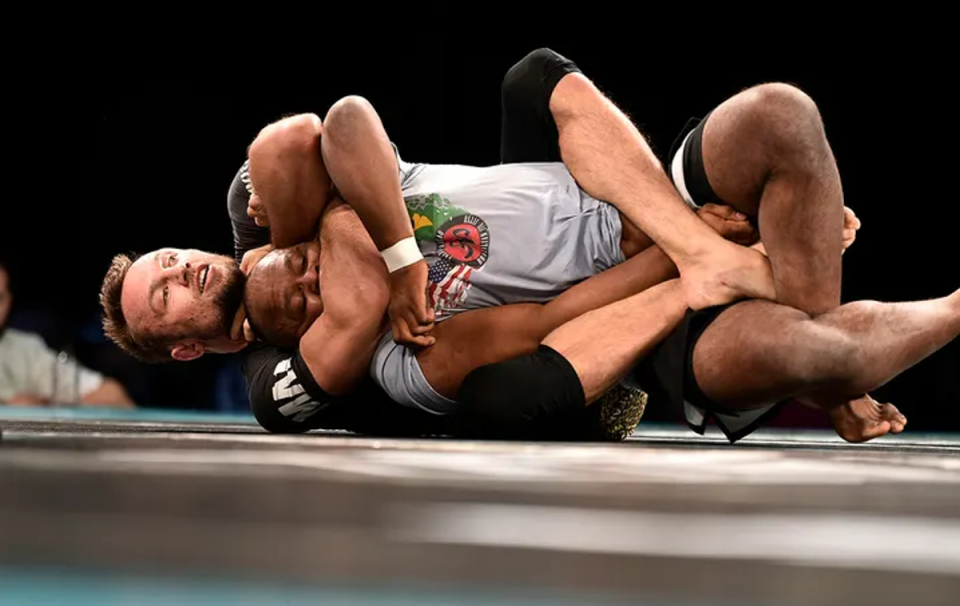 Craig Jones performing the chokehold during a competition in 2019 (Getty Images)