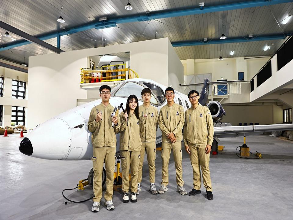 朝陽科大開設STEM領域航空機械系學士後專班，為非理工領域學子創造學習契機。（圖：朝陽科大提供）