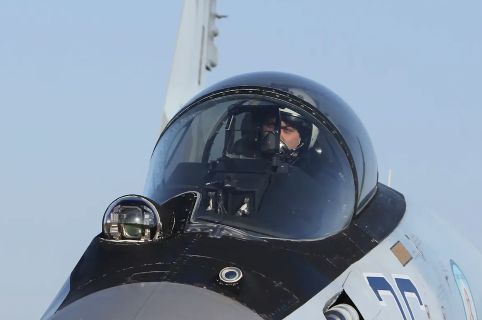 A Russian Su-35S with its IRST sensor on the right side of its nose in front of the windscreen.<em> Russian Ministry of Defense</em>