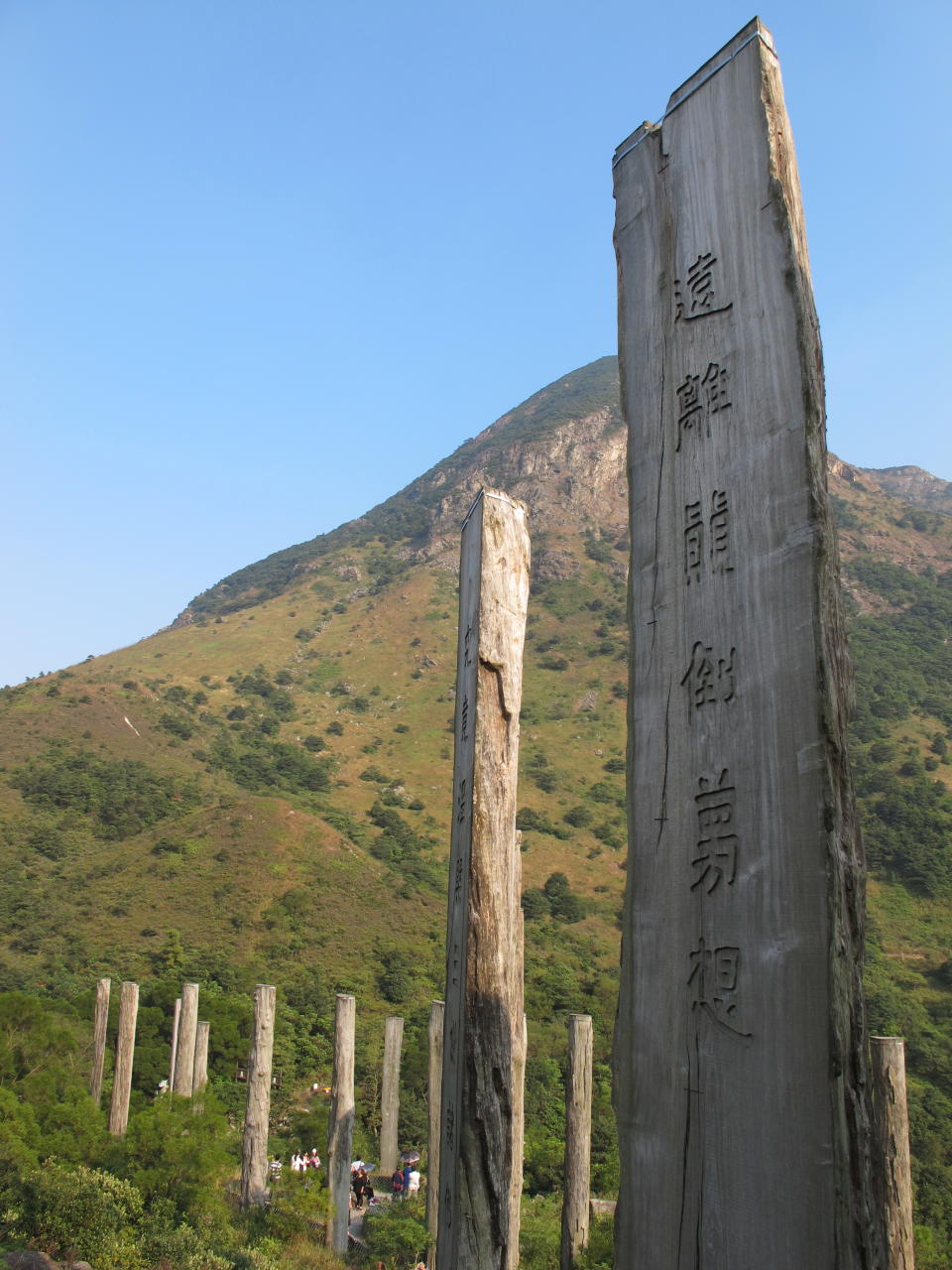 心經簡林就在大佛不遠處，大家可以順道遊覽，感受靈氣。