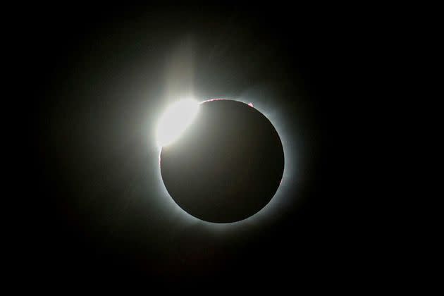 <p>Lors de l'éclipse solaire totale, en Antarctique, le 4 décembre 2021.</p>