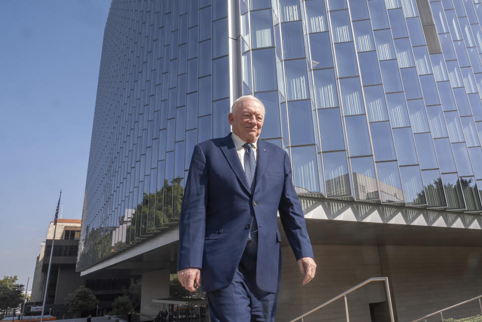Dallas Cowboys owner and general manager Jerry Jones leaves federal court Monday, June 17, 2024, in Los Angeles. Jones testified in a class-action lawsuit filed by "Sunday Ticket" subscribers claiming the NFL broke antitrust laws. (AP Photo/Damian Dovarganes)