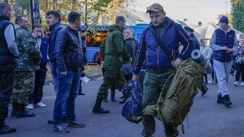 Estos hombres fueron reclutados como parte de la movilización parcial de Rusia el año pasado.