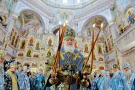 Russia's Patriarch Kirill has appealed to the Pope, the United Nations and others in the West to defend his church in Ukraine from 'persecution'