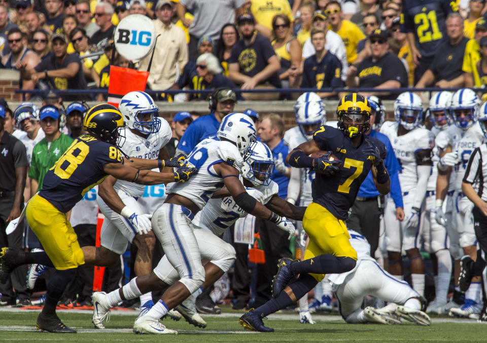 Michigan wide receiver Tarik Black (R) rushes against Air Force in Ann Arbor, Mich., Saturday, Sept. 16, 2017. Michigan won 29-13. (AP Photo/Tony Ding)