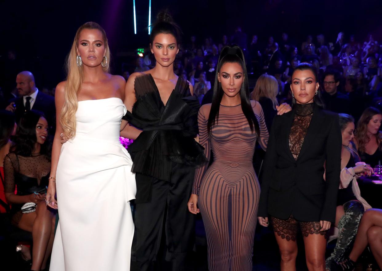 Khloe Kardashian, Kendall Jenner, Kim Kardashian and Kourtney Kardashian at the 2018 People's Choice Awards in Santa Monica, California. A&nbsp;new season of &ldquo;Keeping Up With The Kardashians&rdquo;&nbsp;premieres March 31. (Photo: Christopher Polk/E! Entertainment via Getty Images)