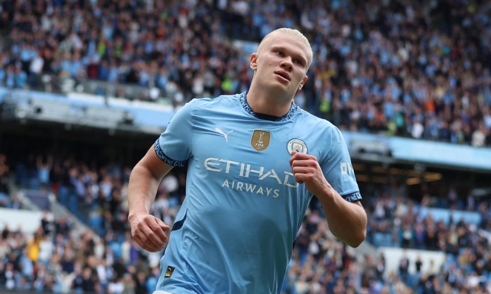 <span>Erling Haaland celebrates scoring his and Manchester City’s second goal against Brentford.</span><span>Photograph: Phil Noble/Reuters</span>