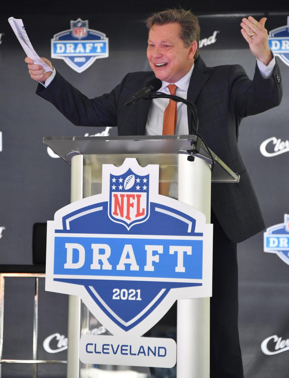 Browns radio announcer Jim Donovan speaks during a press conference to announce Cleveland as the host of the 2021 NFL draft.
