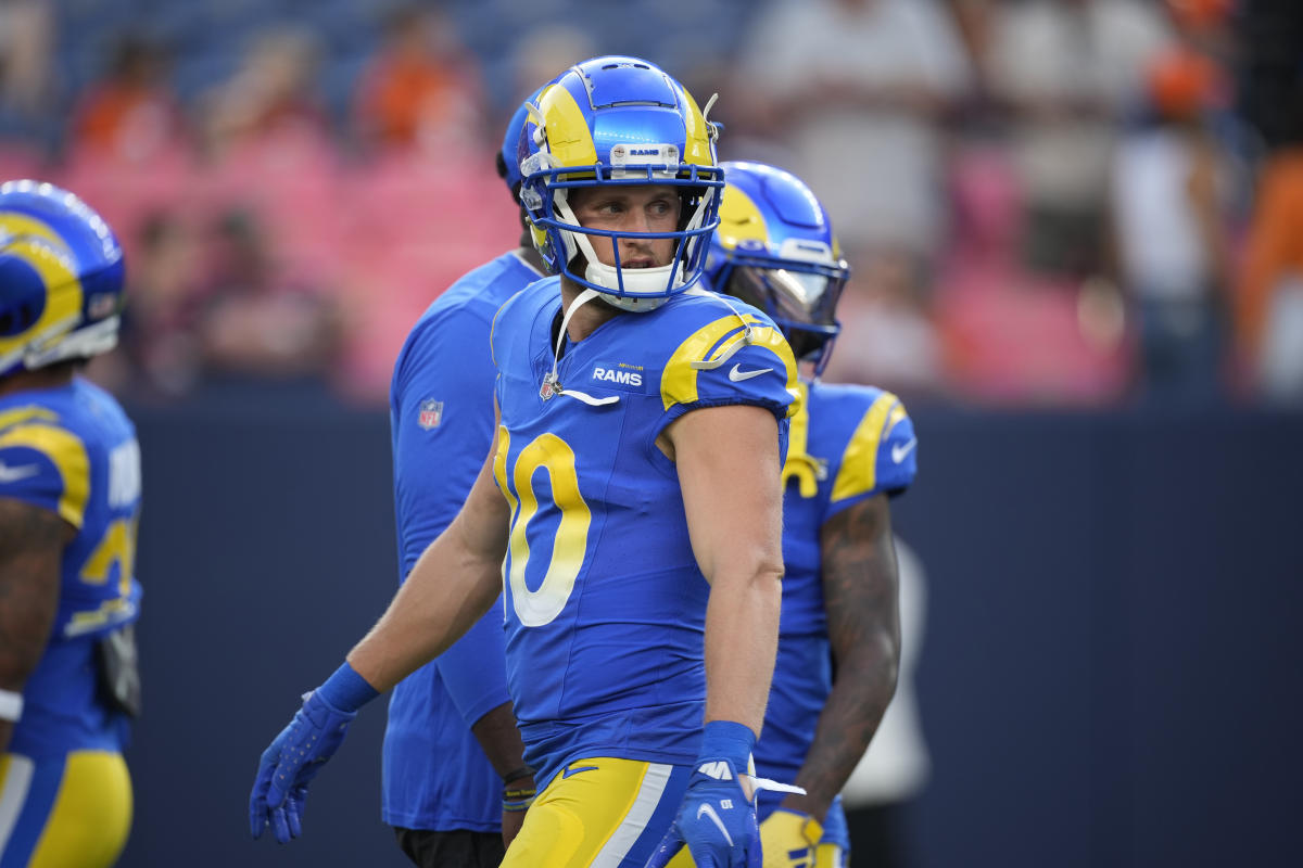 Kupp-Date: Cooper Kupp Tote Board–Week 1 v. Bears [PHOTOS]