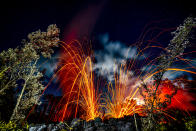 <p>These beautiful images aim to show the more artistic side of Hawaii’s recent volcano eruption. (Photo: CJ Kale/Caters News) </p>