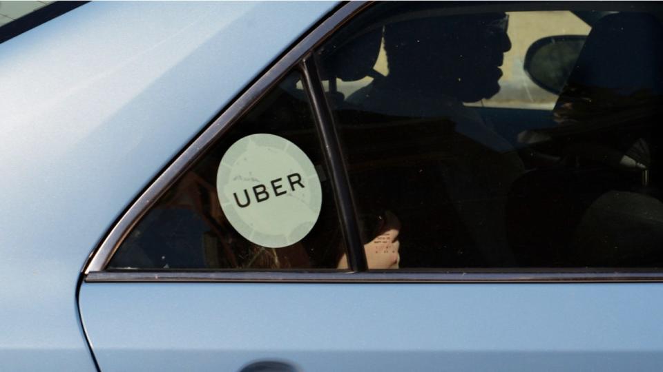 <div>WASHINGTON, D.C. - APRIL 20, 2018: An Uber driver and car with passengers in Washington, D.C. (Photo by Robert Alexander/Getty Images)</div> <strong>(Getty Images)</strong>