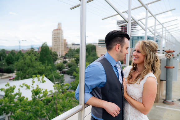 Newlyweds Amanda and Sean Magee after their Asheville, North Carolina, city hall&nbsp;elopement. (Photo: <a href="http://www.bluebendphotography.com/" target="_blank">Blue Bend Photography</a>)