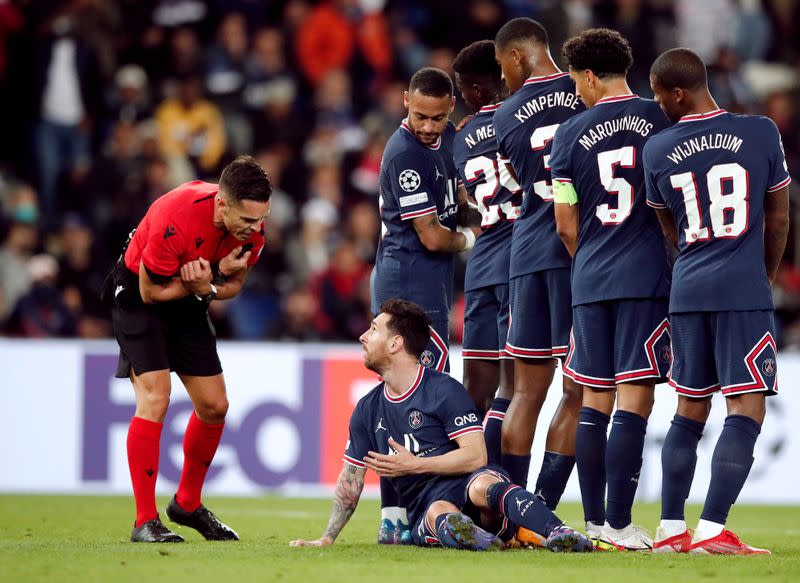 Champions League - Group A - Paris St Germain v Manchester City